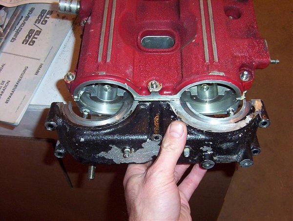 1 400 engine parts 002.jpg