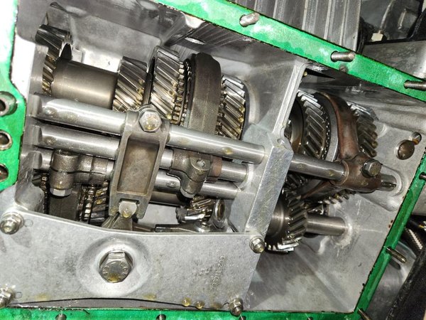trans gears.jpg