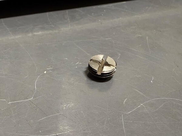 Screw.jpg