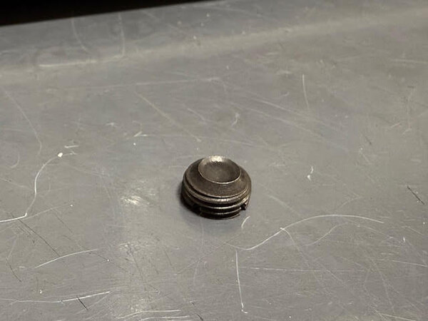 Screw 2.jpg